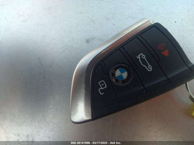 BMW 3 Series 330e 2021 аукцион фото
