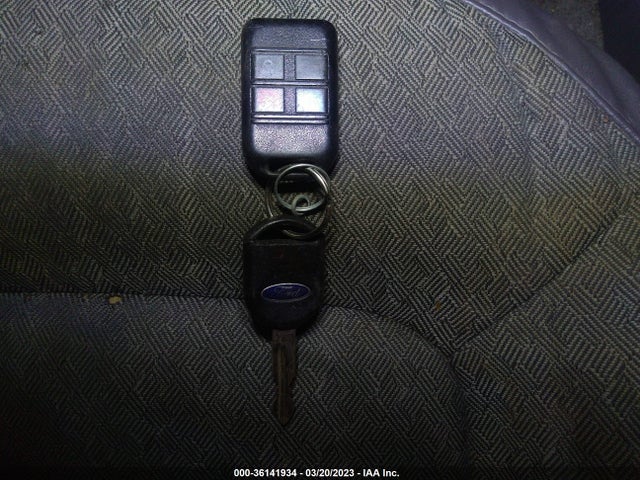 2004 FORD EXPLORER XLS VIN: 1FMZU72K14UA08444