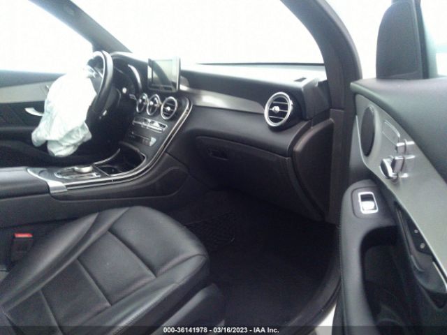 WDC0G4JBXKV128720 Mercedes-Benz Glc Glc 300