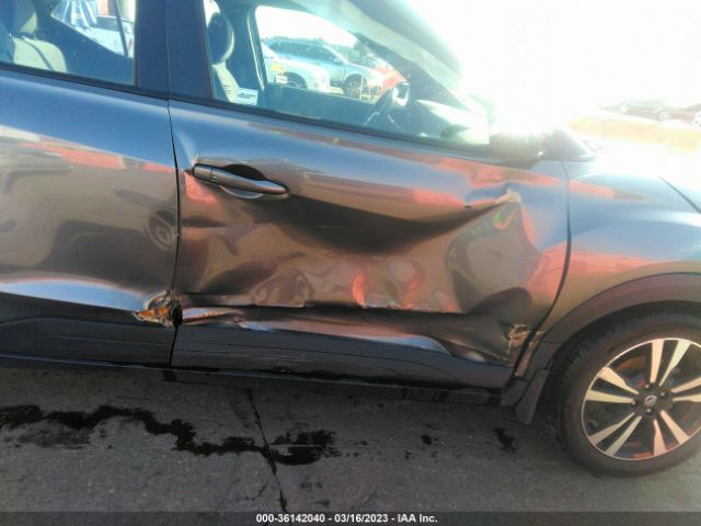 3N1CP5CU1JL529288 Nissan KICKS SV