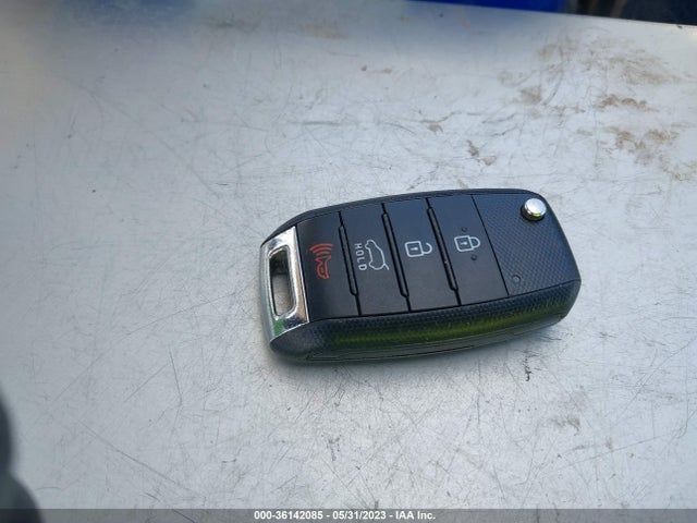 KIA SOUL + 2018 KNDJP3A5XJ7550729 Image 3