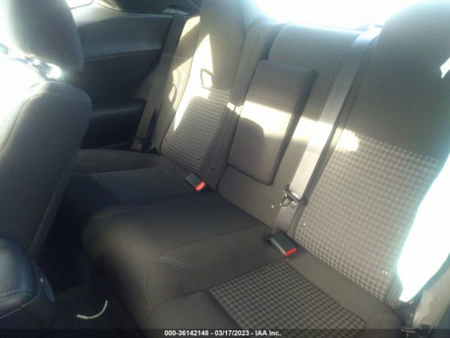2C3CDZAG0NH233501 Dodge Challenger Sxt
