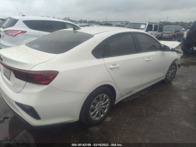 3KPF24AD7LE158392 KIA FORTE FE