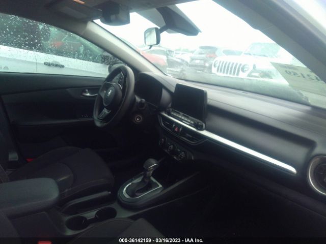 3KPF24AD7LE158392 KIA FORTE FE