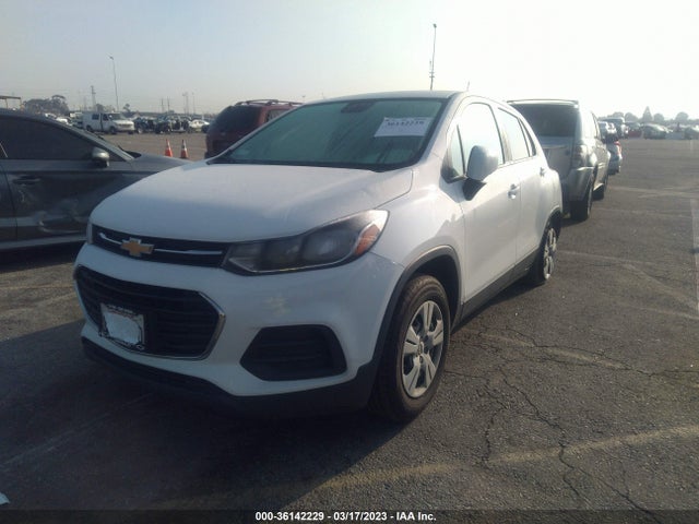Chevrolet TRAX LS 2019 3GNCJKSB7KL138443 Image 2