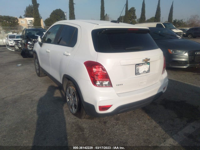 Chevrolet TRAX LS 2019 3GNCJKSB7KL138443 Image 4