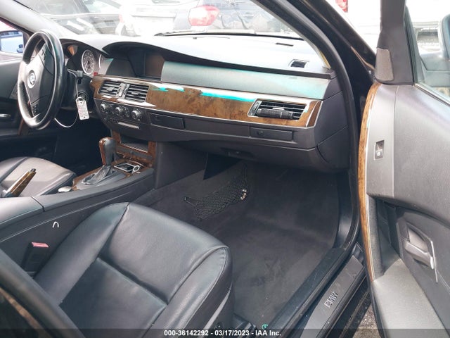 2006 BMW 5 SERIES 530XI VIN: WBANN73596CN00945