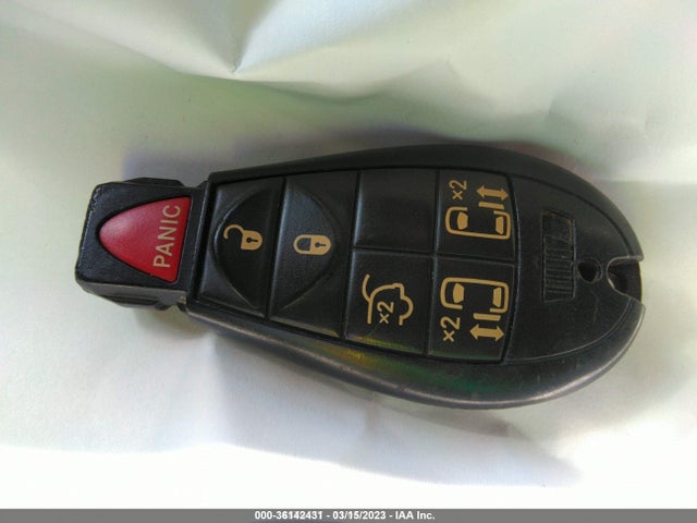 2C4RC1BG3ER157937 Chrysler Town & Country Touring