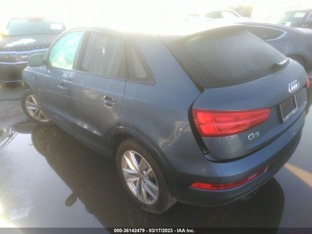 WA1BCCFS1JR002311 Audi Q3 Premium/sport Premium