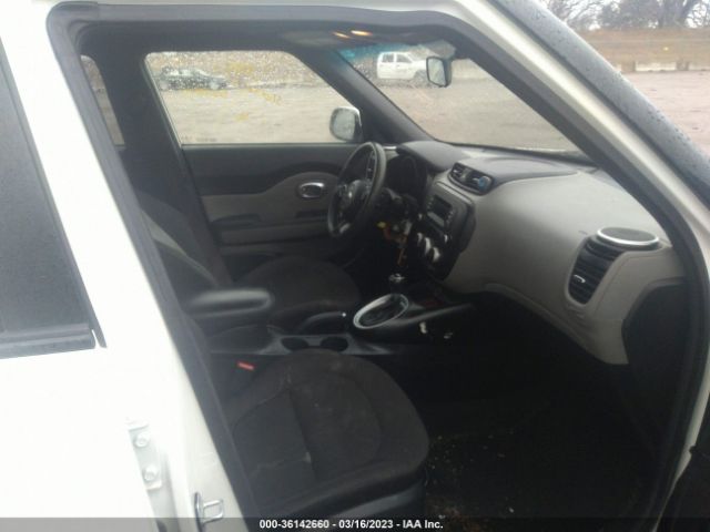 KNDJN2A29F7799391 KIA Soul Base