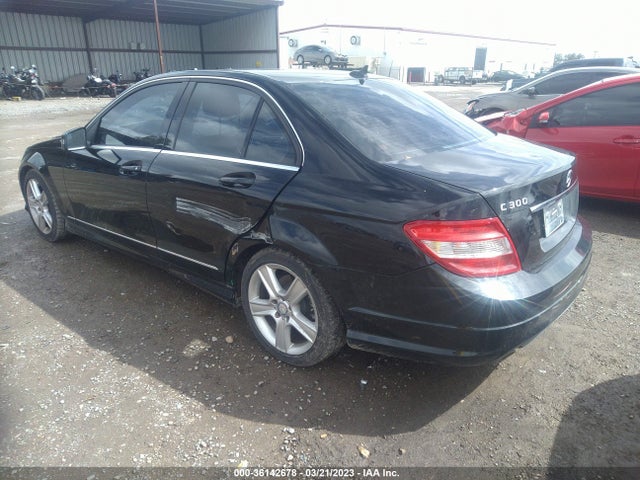 2011 MERCEDES-BENZ C-CLASS C 300 VIN: WDDGF5EB4BR179376
