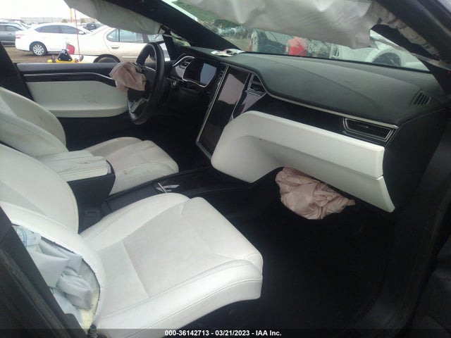 Tesla Model X 90d/75d/100d 2017 5YJXCBE29HF066796 Image 7