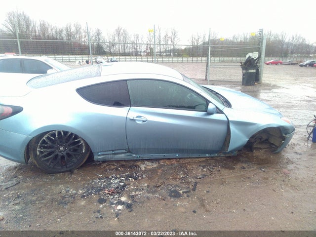 2011 HYUNDAI GENESIS COUPE VIN: KMHHT6KD2BU054582
