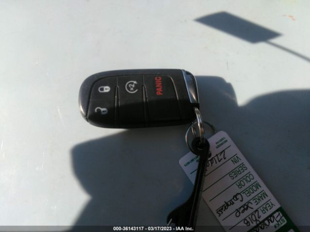 3C4NJDBB1JT104073 Jeep Compass Latitude