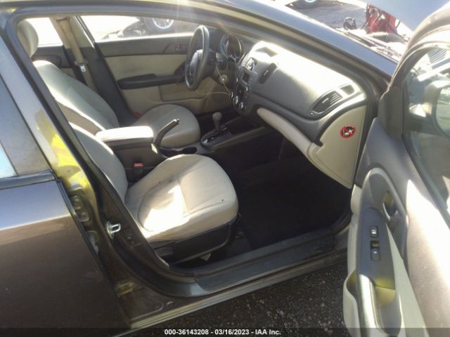 KNAFU4A2XA5821324 KIA FORTE EX