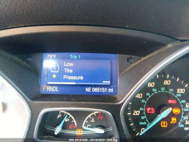 2014 FORD FOCUS SE VIN: 1FADP3K27EL329643