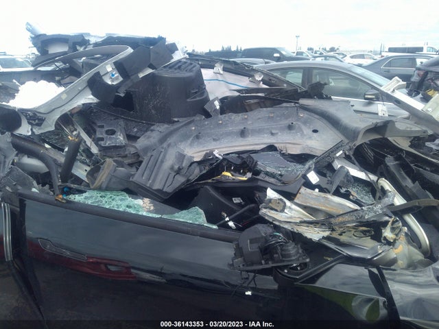 Tesla Model Y Performance 2023 7SAYGDEF0PF601992 Image 5