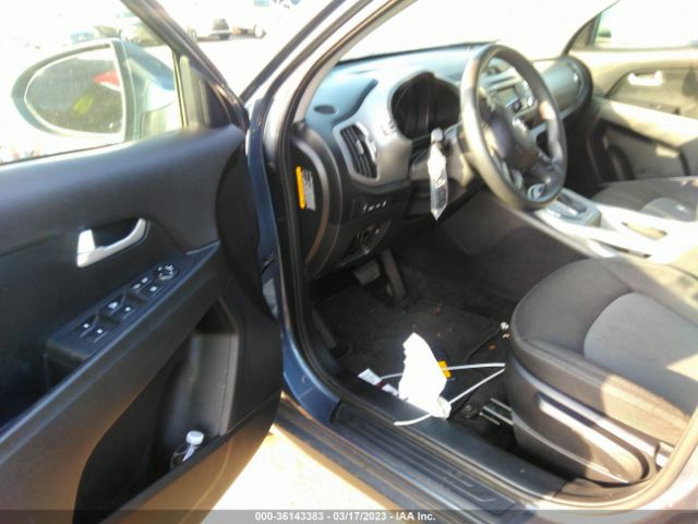 KNDPB3AC8F7773883 KIA Sportage Lx