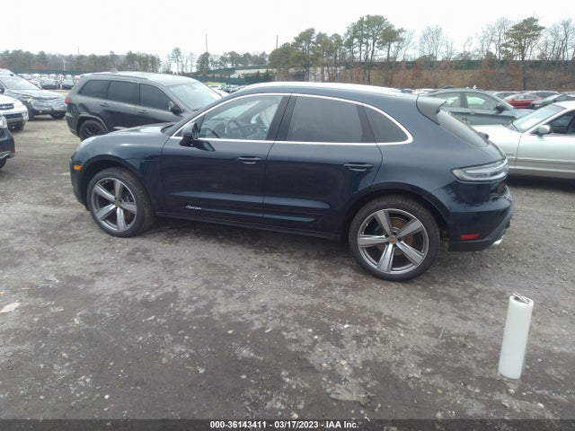 2023 PORSCHE MACAN WP1AA2A52PLB02642 Photo 2