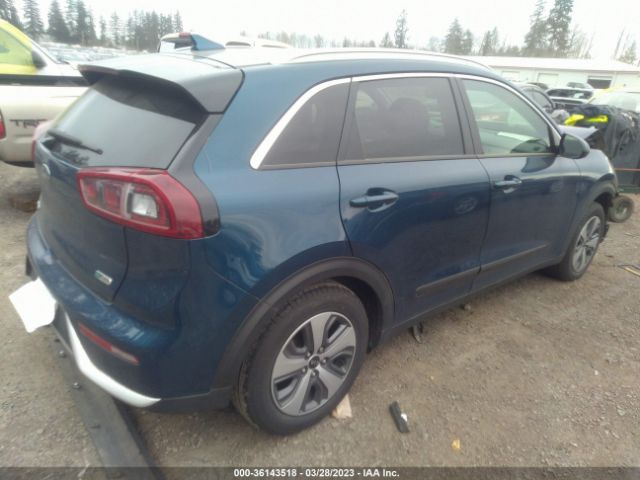 KNDCB3LC4K5351109 KIA NIRO LX