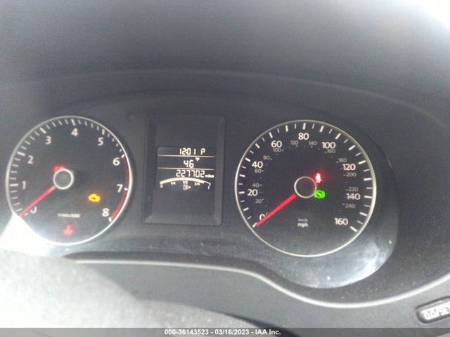 2013 VOLKSWAGEN JETTA SEDAN SE VIN: 3VWDP7AJXDM216628