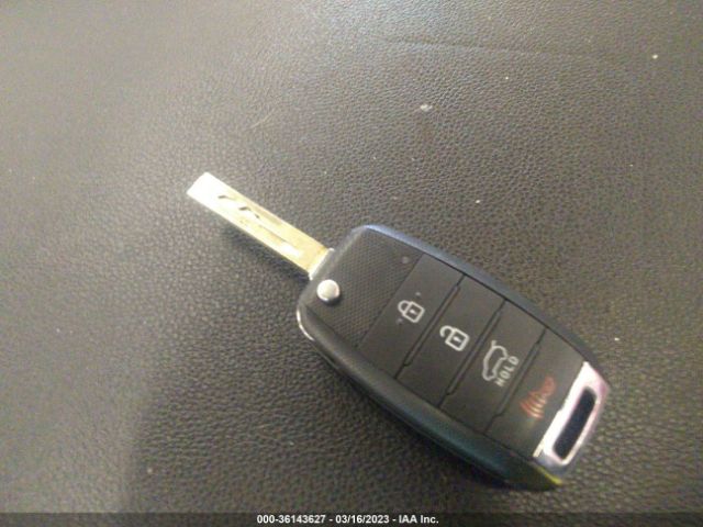 5XYPGDA51HG191719 KIA Sorento Lx V6