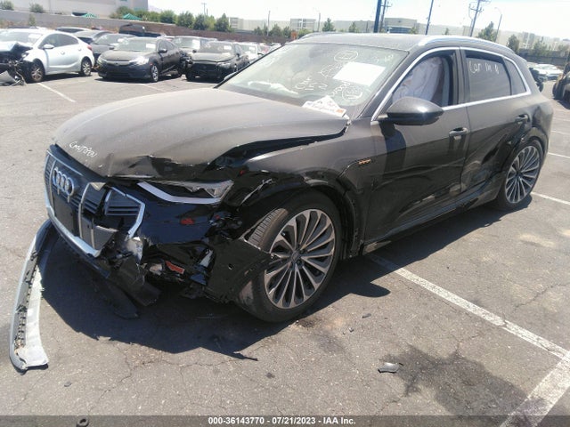 2019 Audi e-tron, VIN: WA1VABGE7KB012602