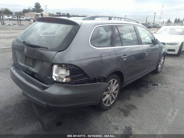 3VWPL7AJ4EM602052 Volkswagen Jetta Sportwagen Tdi W/sunroof