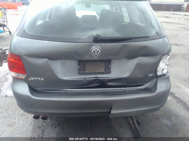3VWPL7AJ4EM602052 Volkswagen Jetta Sportwagen Tdi W/sunroof