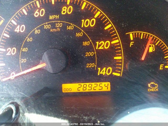 2005 TOYOTA CAMRY SE VIN: 4T1BA30K15U063239