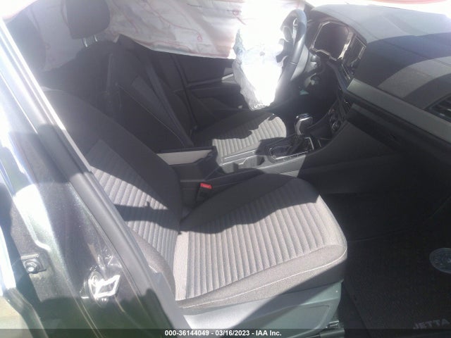 3VWCM7BU8NM021626 Volkswagen JETTA S