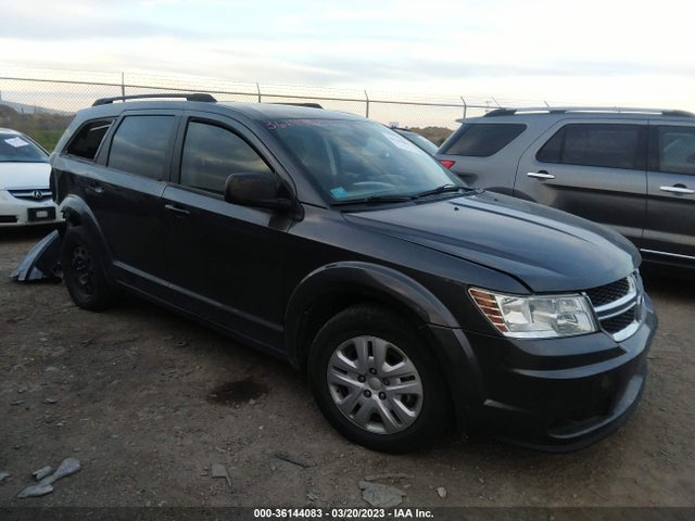 2018 3C4PDCAB0JT447095 main image