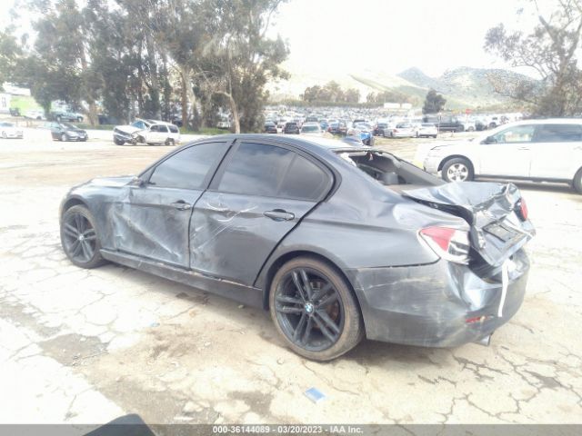 WBA8A9C50JAH14976 BMW 3 Series 320i