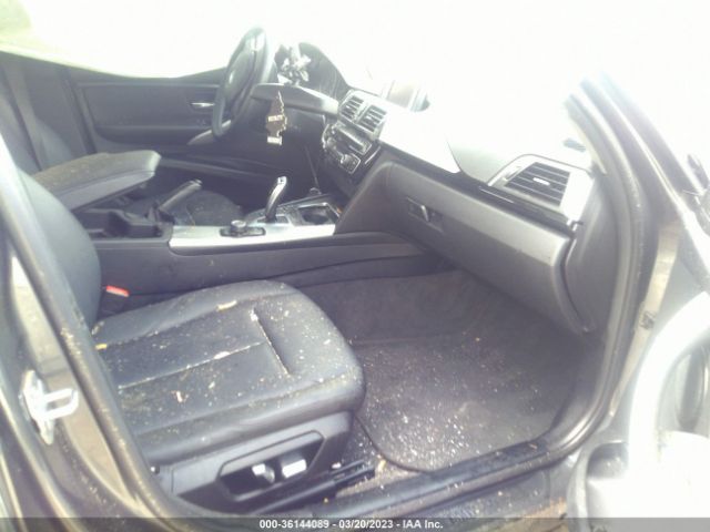 WBA8A9C50JAH14976 BMW 3 Series 320i