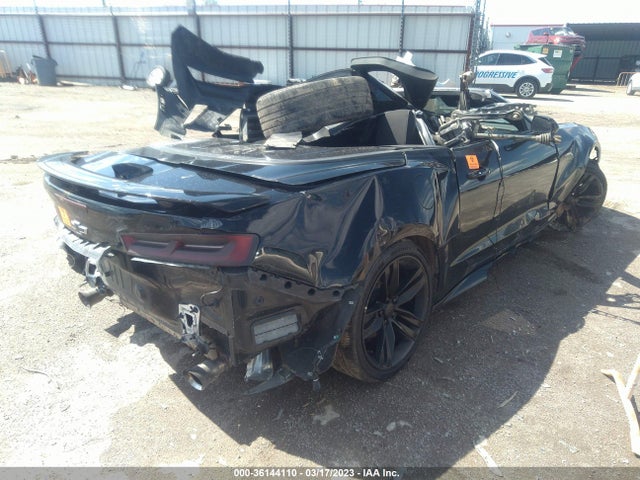 Chevrolet Camaro 1lt 2018 1G1FB3DS0J0121994 Image 4