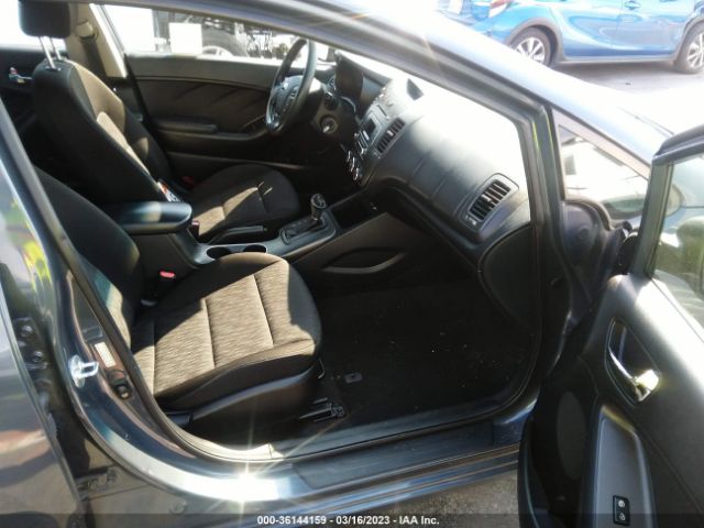 KNAFK4A68G5563497 KIA FORTE LX