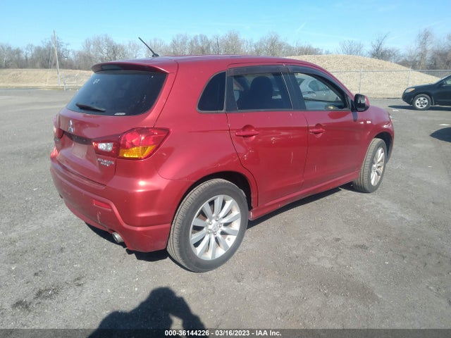 JA4AR4AU2BZ016728 Mitsubishi Outlander Sport Se
