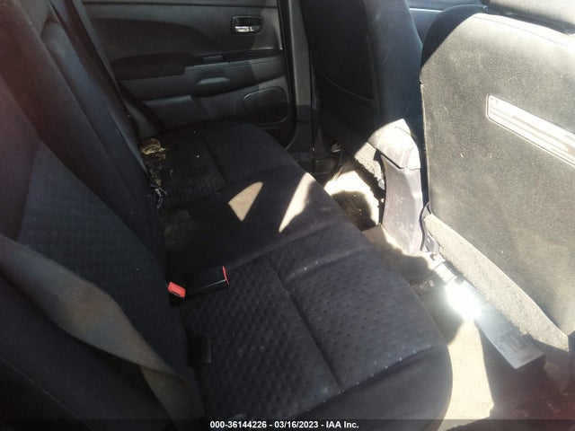 JA4AR4AU2BZ016728 Mitsubishi Outlander Sport Se