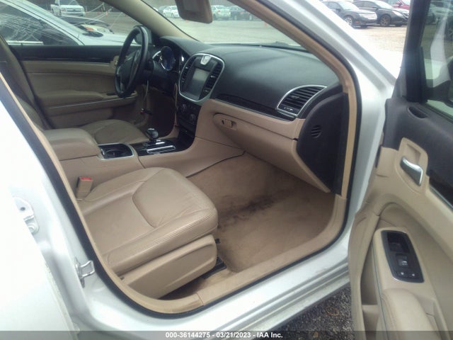 2C3CCAAG5EH326857 Chrysler 300