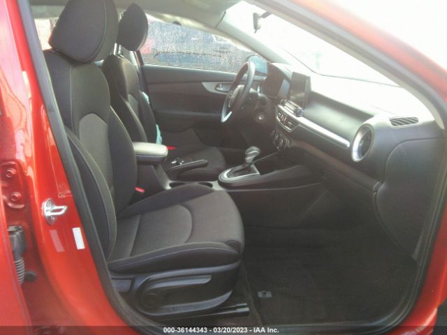 3KPF24AD6NE471713 KIA Forte Lxs