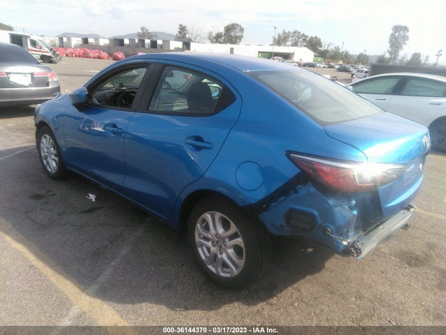 2018 Toyota Yaris, VIN: 3MYDLBYV2JY315542