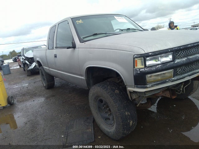 1998 CHEVROLET C/K 1500 VIN: 2GCEK19R4W1143702