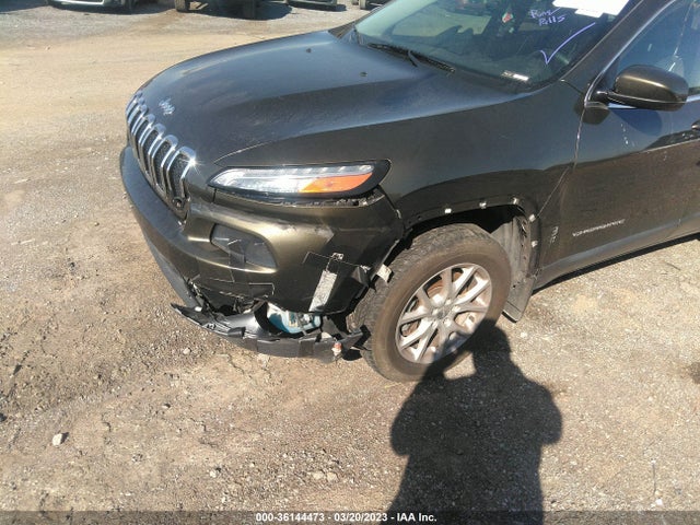 1C4PJMCB9FW605737 Jeep Cherokee Latitude