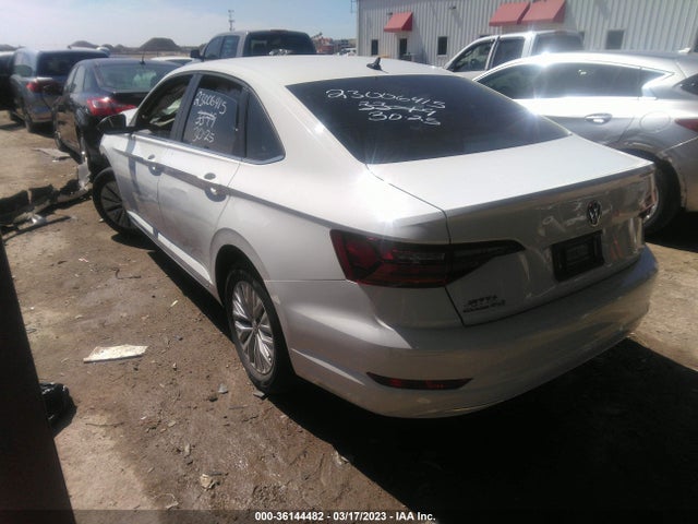 3VWN57BU7KM095220 Volkswagen JETTA S