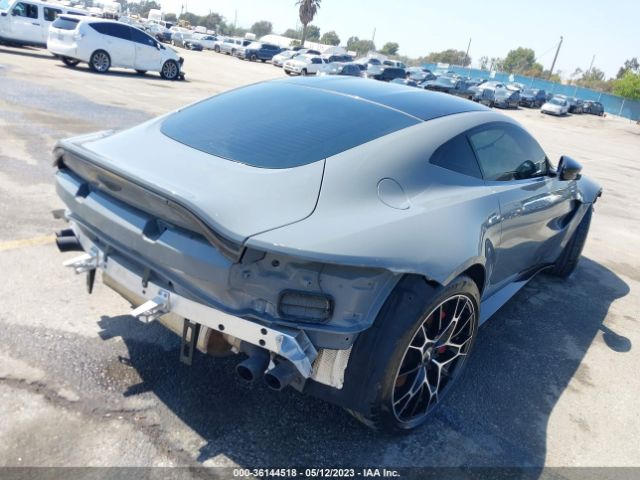 SCFSMGAW1NGN06347 Aston Martin Vantage