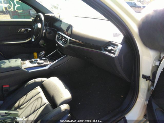 3MW5R7J02M8B65351 BMW 3 Series 330i Xdrive