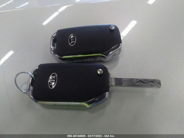 3KPF24AD1LE158629 KIA FORTE FE