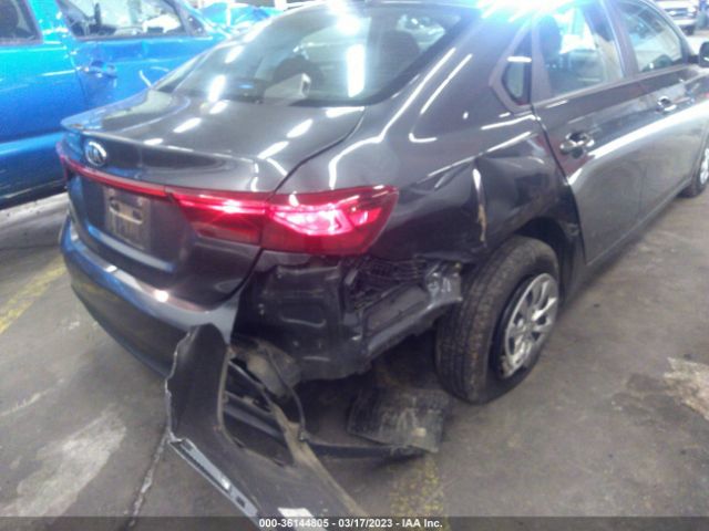 3KPF24AD1LE158629 KIA FORTE FE