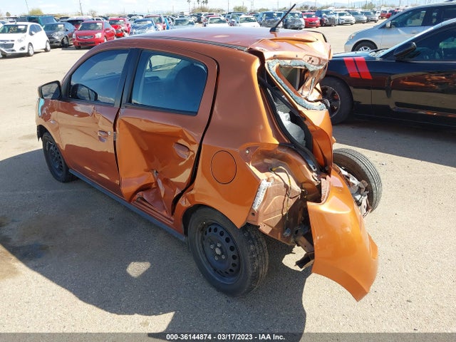 ML32A3HJ0JH014863 Mitsubishi MIRAGE ES