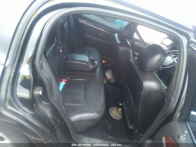 2008 LINCOLN TOWN CAR LIMITED VIN: 2LNHM82W28X646589